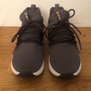 Rebook Gureau 2.0 Sneakers!